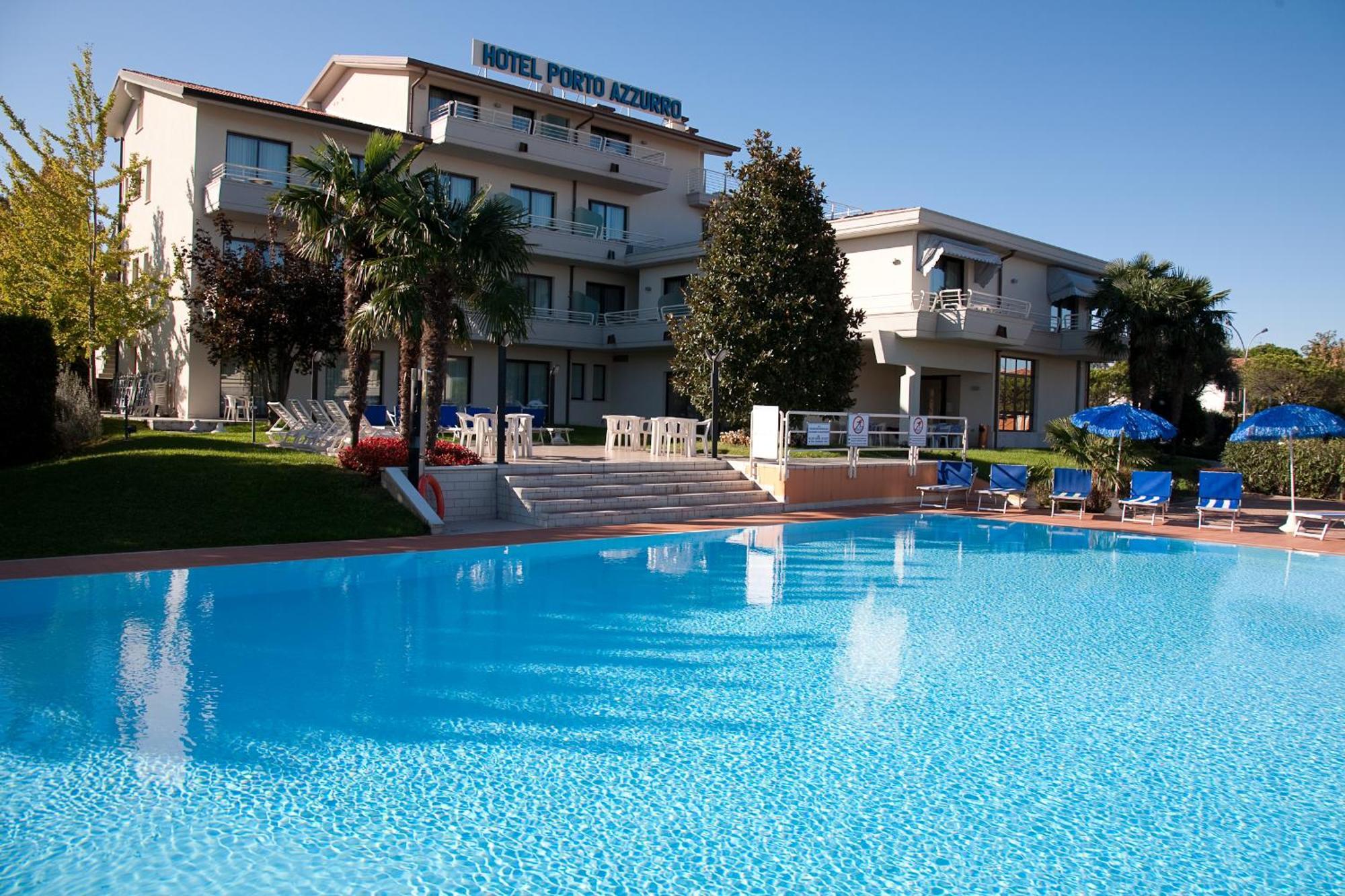 Hotel Porto Azzurro Сирмионе Екстериор снимка